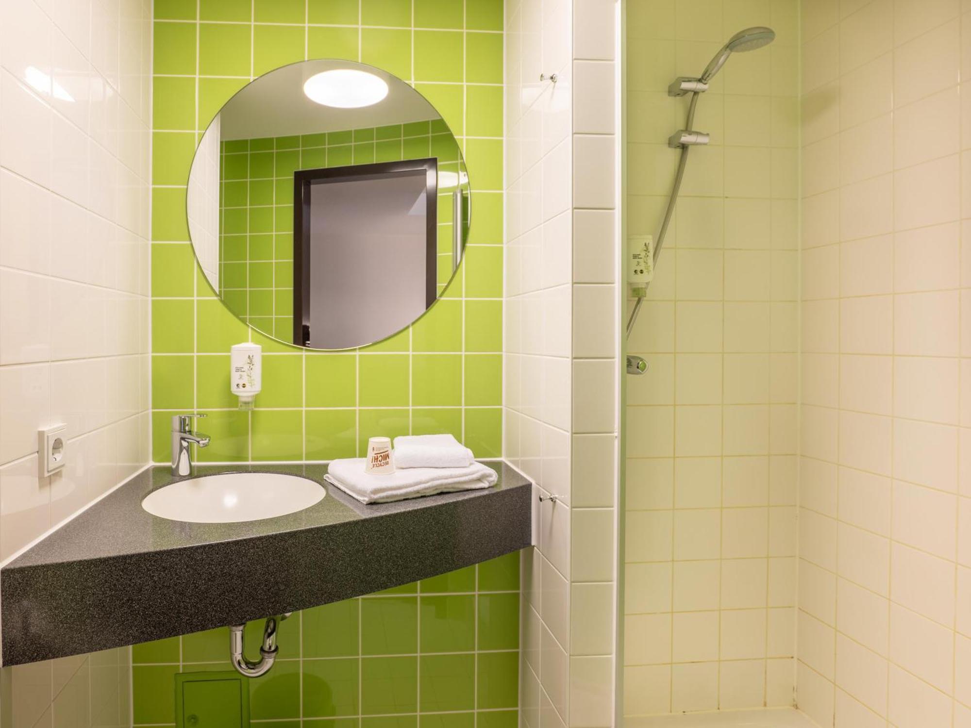 B&B Hotel Offenburg-City ภายนอก รูปภาพ