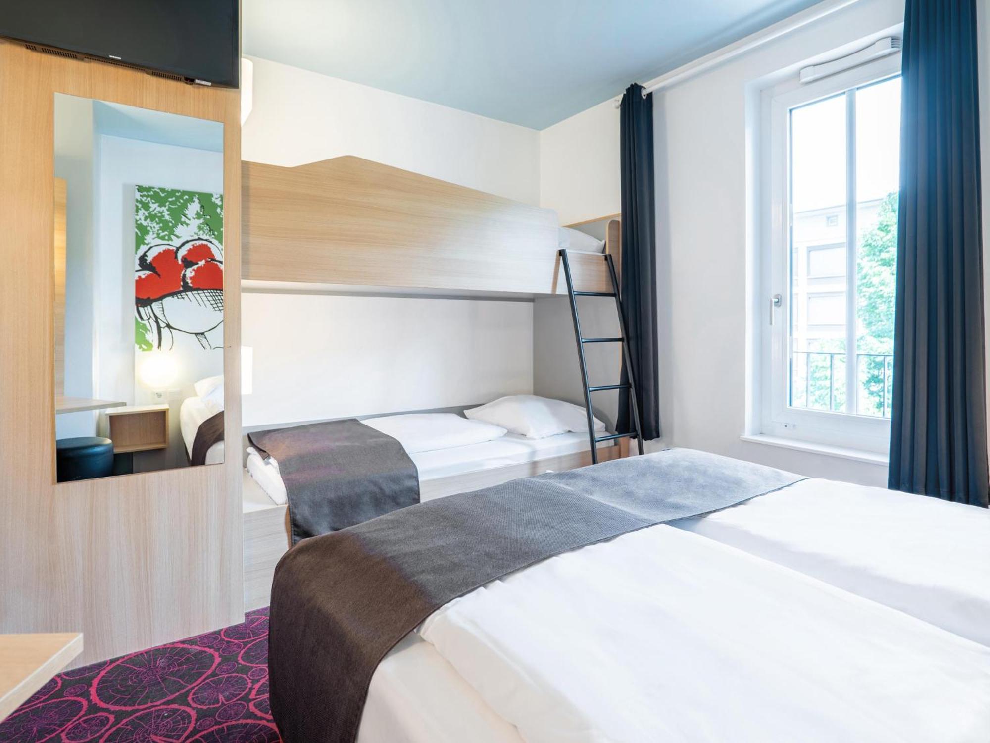 B&B Hotel Offenburg-City ภายนอก รูปภาพ