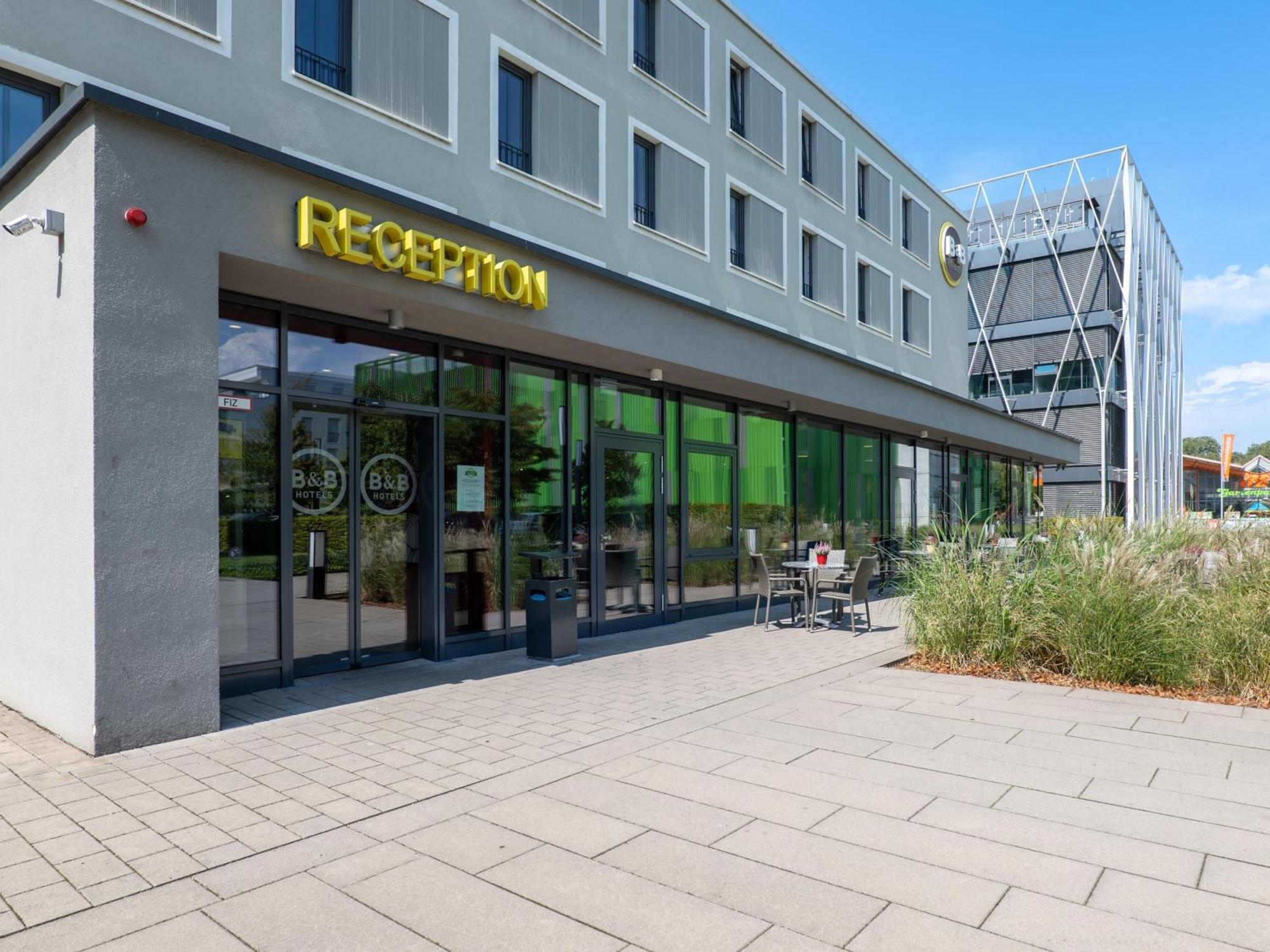 B&B Hotel Offenburg-City ภายนอก รูปภาพ